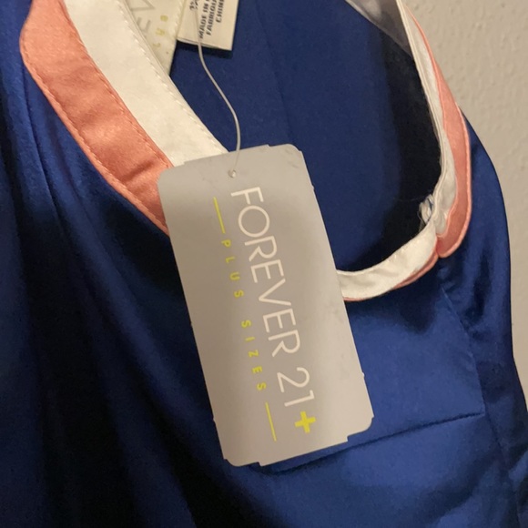 F21 silky wide strap camisole top NWT - Picture 9 of 11